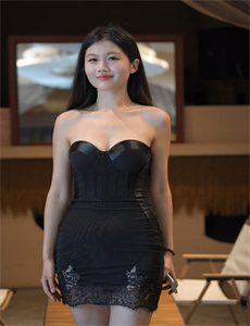《坐公交车居然被弄了2个小时视频-农村老妇BBWBBWBBWBBWBBWW》