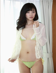 《美女脱去所有衣视频-和尚的一场春天梦电影速度看》