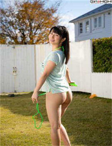 《蜜桃欧美性大片-16位女子撒尿视频》